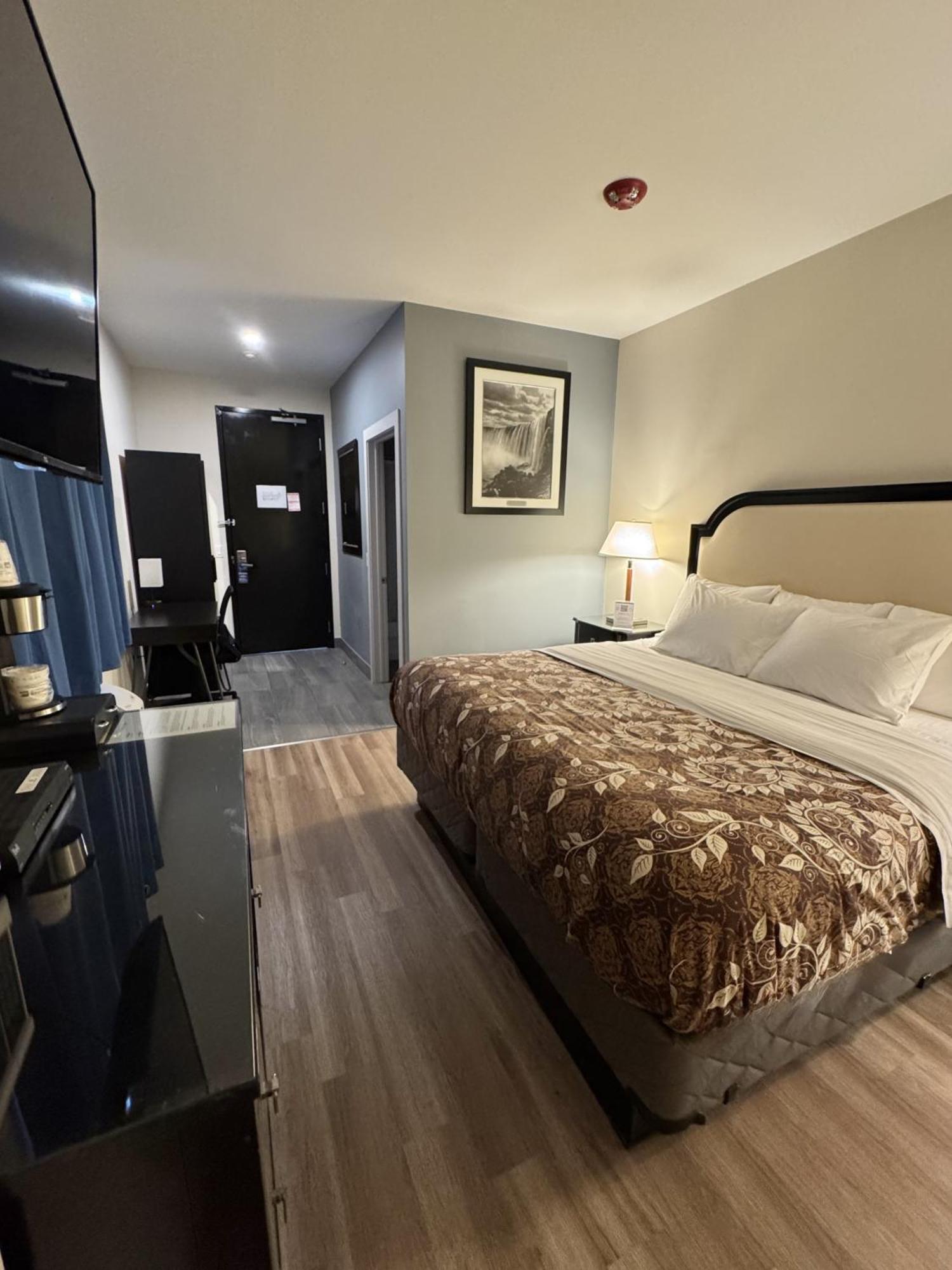 Big Bird Inn Wawa, Surestay Collection By Best Western Luaran gambar